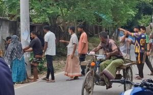Jamaat-e-Islami activist faces license revocation after seizing subsidized fertilizer with fraudulent farmer records in Rajshahi