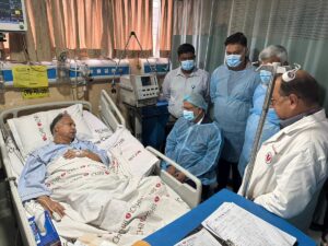 BNP Secretary General Mirza Fakhrul Islam Alamgir Visits Iqbal Hasan Mahmud in Hospital