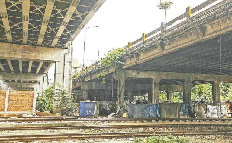 Chittagong City Corporation faces dead end in bridge reconstruction due to poorly planned elevated expressway and overpass construction