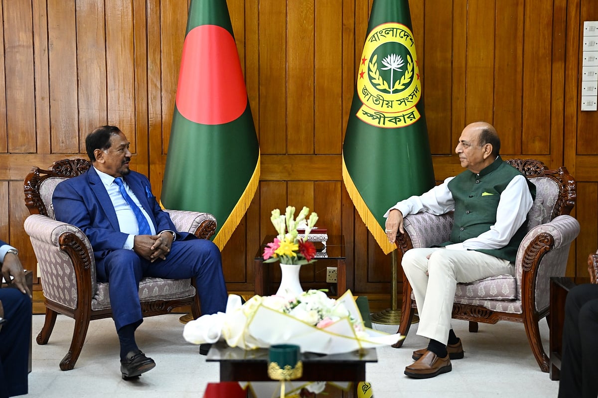 Speaker Hafiz Uddin Ahmad Advocates for People-Centric Bangladesh-India Relations During Meeting with Indian High Commissioner