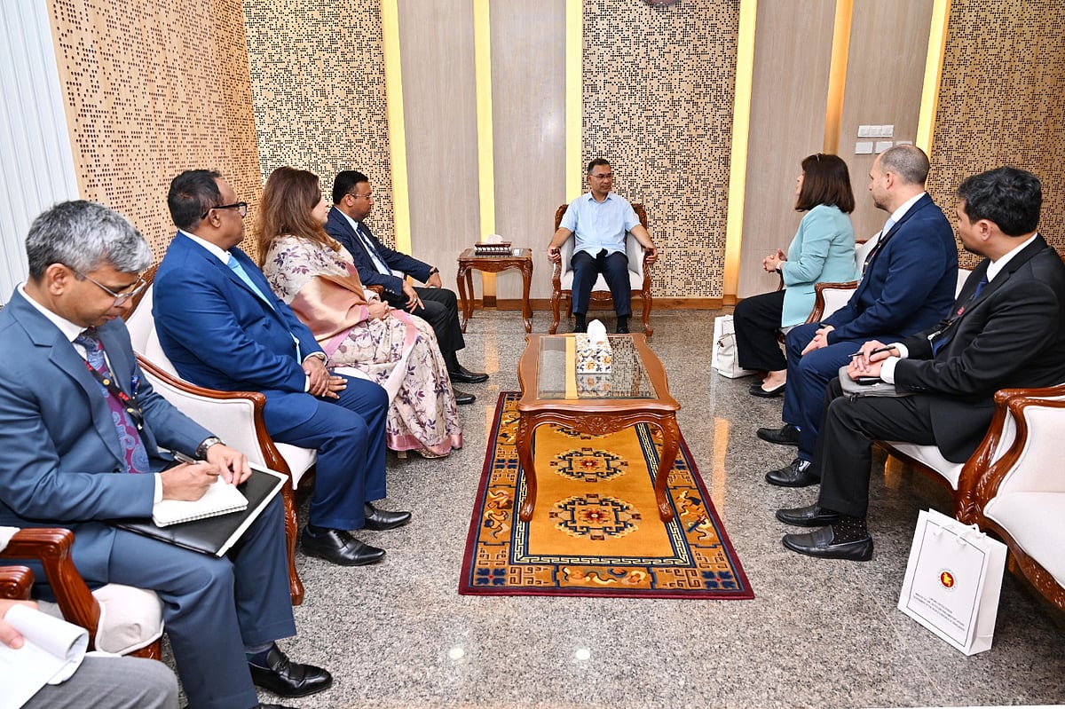 Prime Minister Tarique Rahman Affirms Commitment to Parliamentary Democracy During Meeting with IPU Secretary General