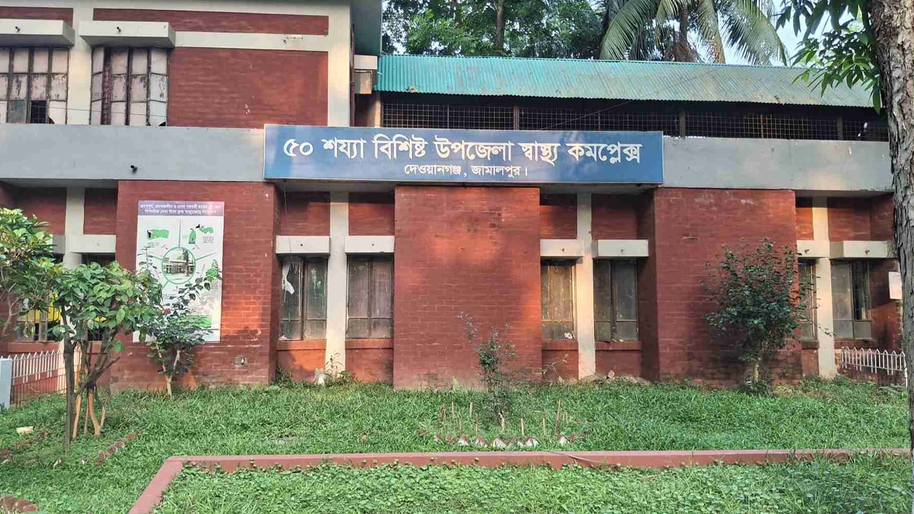 জামালপুরে বিদ্যুৎস্পৃষ্ট হয়ে মা ও ছেলের মৃত্যু আহত দাদি হাসপাতালে