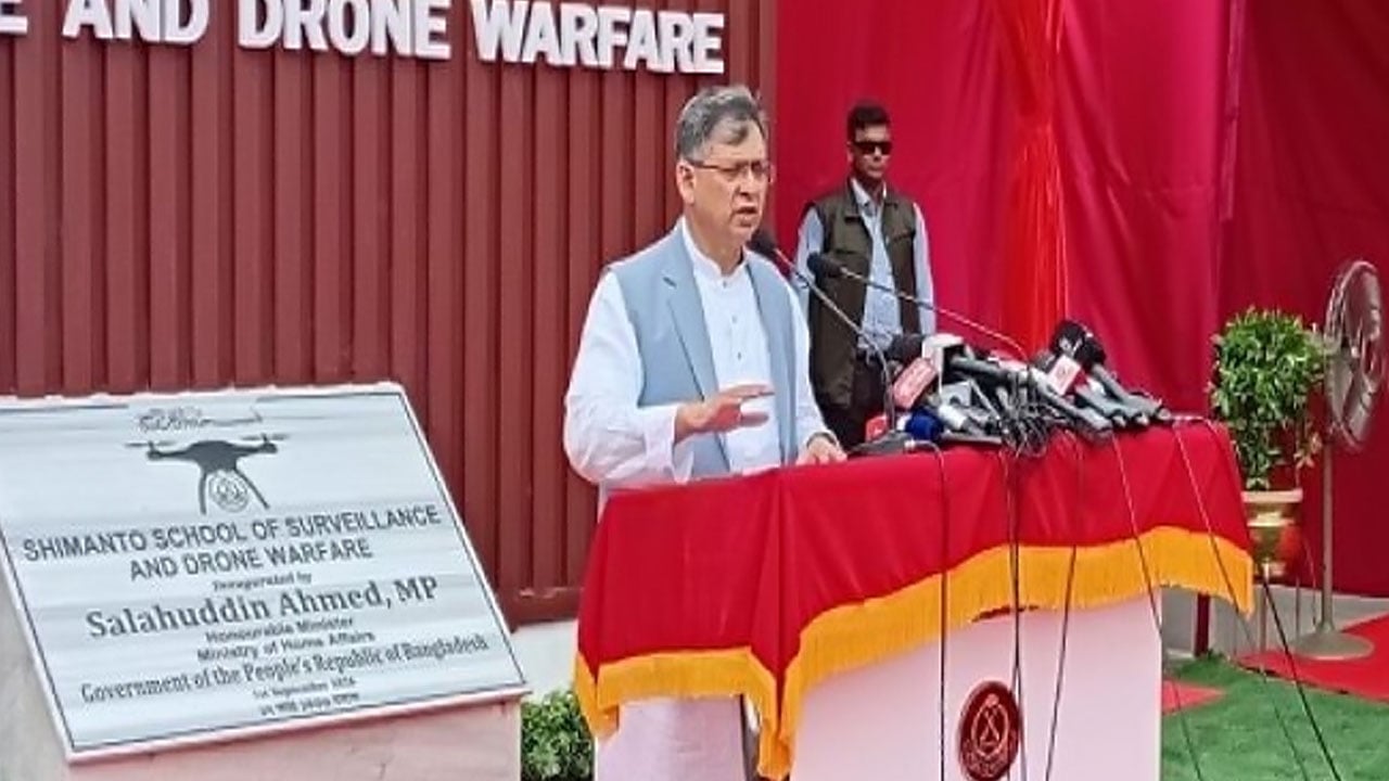 সীমান্ত নিরাপত্তায় ড্রোন প্রযুক্তির ব্যবহার শুরু করছে সরকার