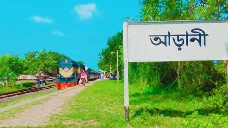 রাজশাহীতে রেললাইন মেরামত শেষে ট্রেন চলাচল স্বাভাবিক