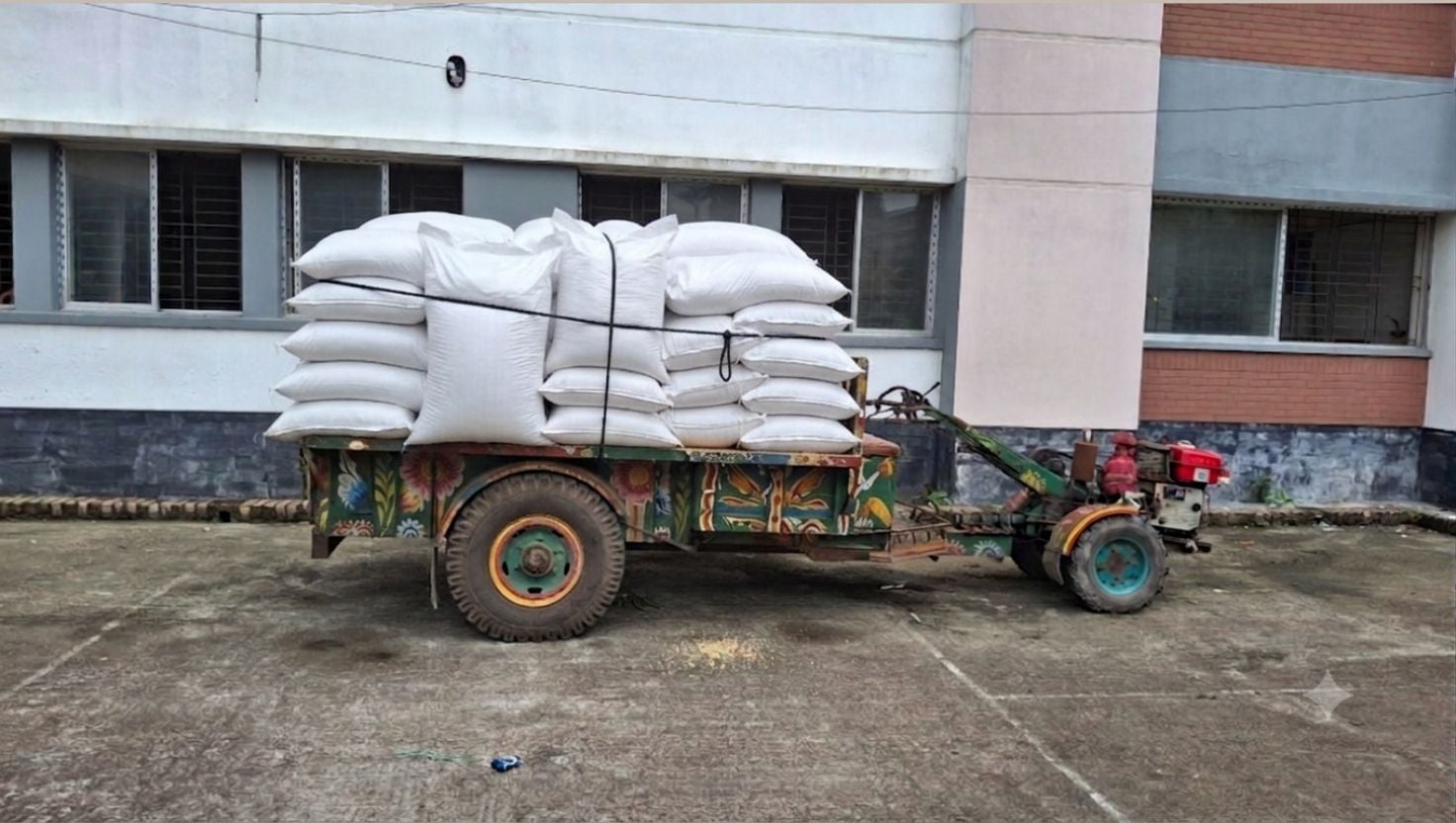 জামালপুরের দেওয়ানগঞ্জে অবৈধভাবে পাচারের সময় ১০০ বস্তা টিএসপি সার জব্দ